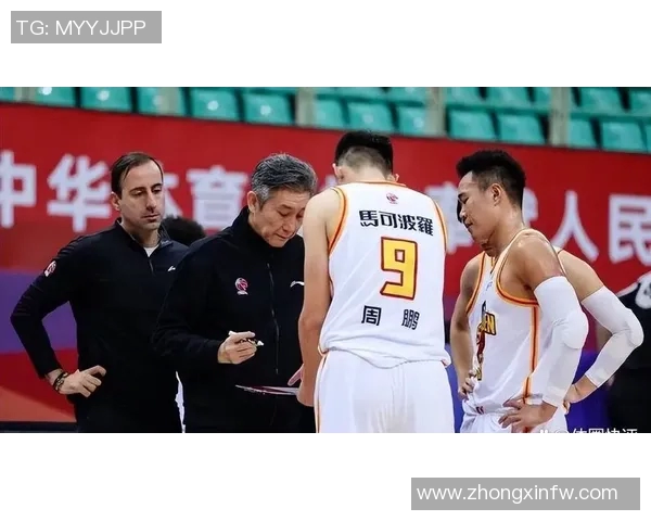 周鹏：从篮球场上的拼搏者到生活中的坚韧榜样，探寻他的成长与奋斗之路